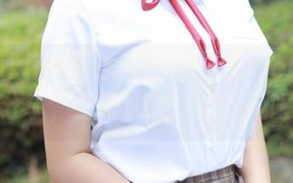 MFStar模范学院 – 看伊小七MoMo的制服分享，工作也能变得有趣喔！