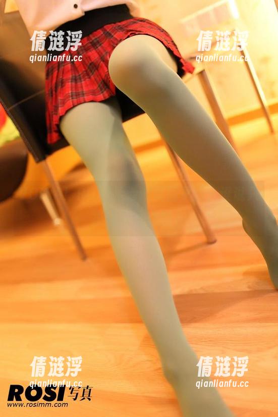 VOILÀ！ROSI泳池的美图更新，谁说只能哪里晒太阳？
