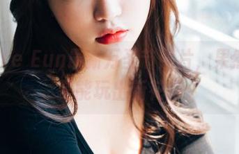 Son Ye Eun最新万圣节照片，果然她总是能玩出新花样