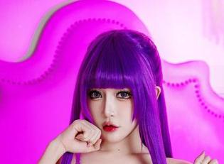 关于Tiny Asa和她的校服,成就了这组私拍合集的魔力