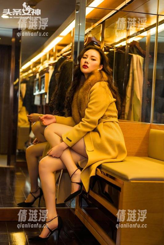 TouTiao头条女神 - 办公室更新系列，美会子今天又带来些啥，期待和怕受伤并存。