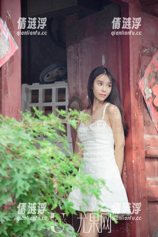 UGirls尤果网 - 白熙萌的“天台大冒险”，免费下载图包，想找乐子的看过来！