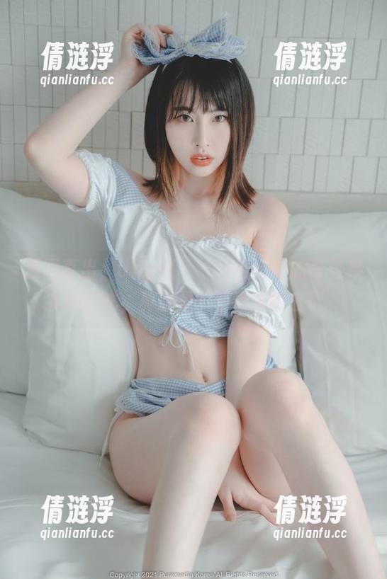 原图直出，Uhye(이유혜)旅行中的奇怪换衣服仪式，真的是…不说也明白吧。