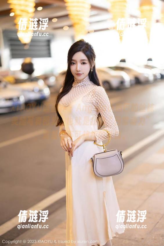 XIAOYU语画界 - Angela小热巴的丝袜美腿写真图集，也就是我的“日常动力”，真是个不可抗拒的诱饵。