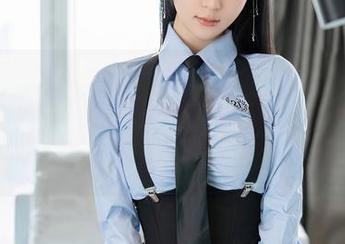 Xiuren秀人网 – 看看余心曼的甜心写真，精选中总有些别样的温柔，好像在轻声说话