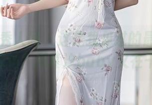 Xiuren秀人网 – 这是我见过的最惊艳的JK套图吗？周慕汐baby又在干嘛？
