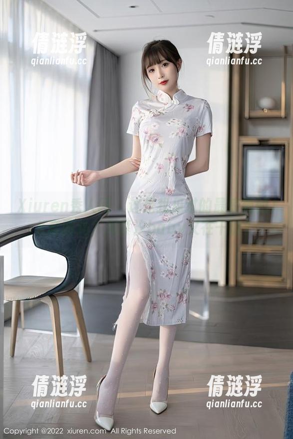 Xiuren秀人网 - 这是我见过的最惊艳的JK套图吗？周慕汐baby又在干嘛？
