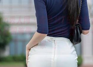 Xiuren秀人网 – 在外科TEL的毛衣合集里，下载跟着做，人人都能变“毛衣美学专家”！