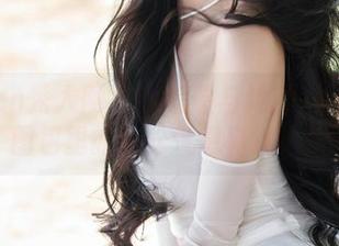 Xiuren秀人网 – 小蛮腰与她的JK作品：图包里的轻松气息真迷人！