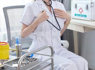 Xiuren秀人网 – 沐沐baby原图大放送，镂空风愈发离谱！确认一下，这是设计吗？