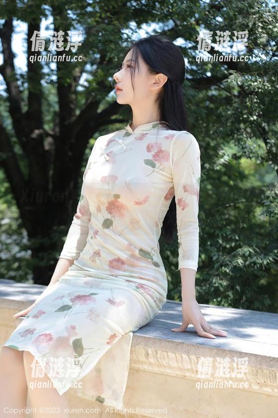 Xiuren秀人网-邹晶晶 Xiuren秀人网 - 随意一瞥,邹晶晶办公室图集中的不平常日常