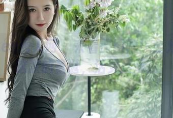 Xiuren秀人网 – 来看原图吧！金允珍呐这次的圣诞，活灵活现。