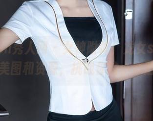 Xiuren秀人网 – 女神附体，龙女sunny的美图和资源，挑战你的小心脏。