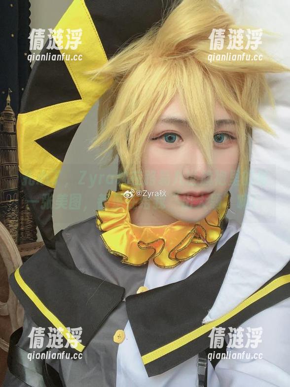 扎心了，Zyra秋在路易九世旗袍里的每一张美图，都是在给我“出大题”嘛！