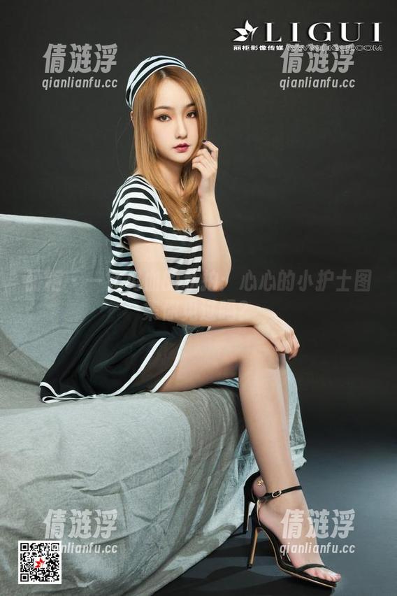 丽柜 - 一针见血的私拍：心心的小护士图集你见过吗？