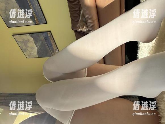 微密圈 - 黑白与乙醇子：究竟是哪个风刮得更韵味十足？