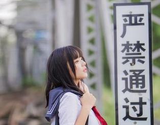 精选套图来啦：兔玩映画的蕾丝吊带，哎哟，路人看了会不会懂？