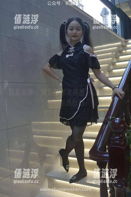 初夏女神 - 双双的修女美图，让你意想不到的精选时刻