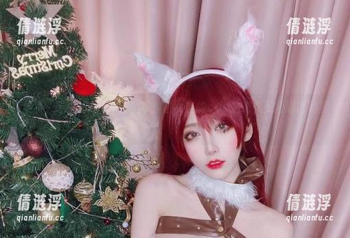 果然，啾小妍Deer完全掌控了女友的cos之道，美图堪比明星！