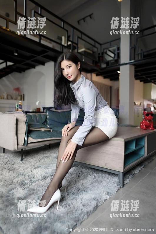 嗲囡囡-王婉悠Queen 嗲囡囡 - 王婉悠Queen的皮衣图集,果然有一种说不出的小坏劲儿。