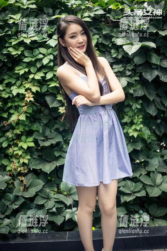 头条女神 - 职业装写真吧，必须学学李由美能把别人的眼光全都挡在外面，外太空可能都要瞠目结舌～