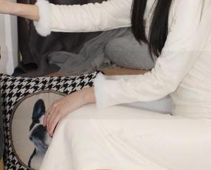 小众视觉 – 小薯条的写真图集：把毛衣穿得如此诡异，你究竟在想啥？