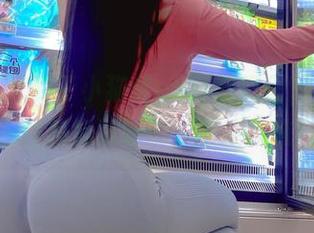 微密圈 – 又到了小猫咪ck最新图册的时刻，韩式性感如影随形，快来瞧瞧！