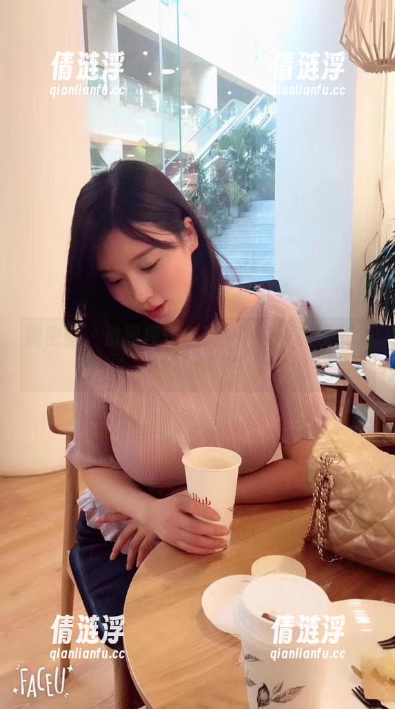 微密圈 - 散图模式启动，小芯酱在线，沉迷其中……