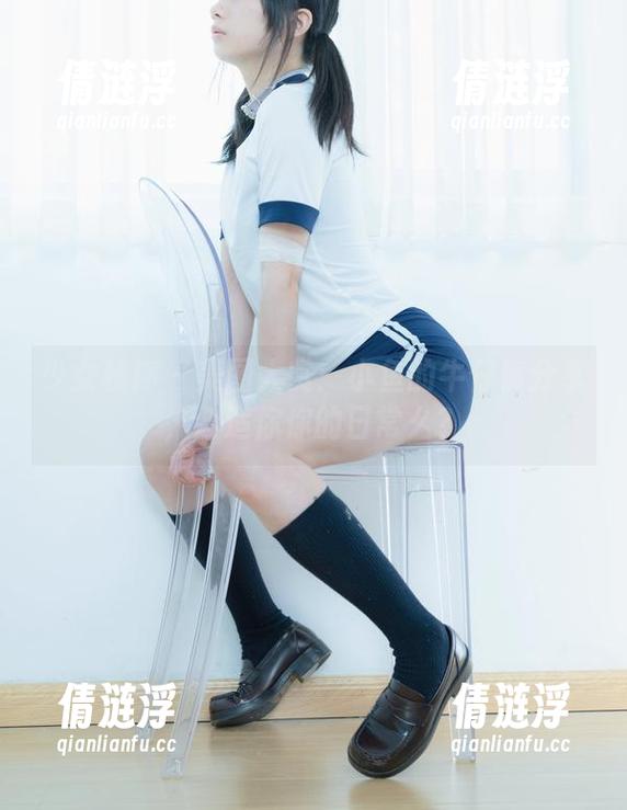 少女秩序-小鱼 少女秩序 - 美图大赏:小鱼的牛仔裤分享,合适你你的日常么?