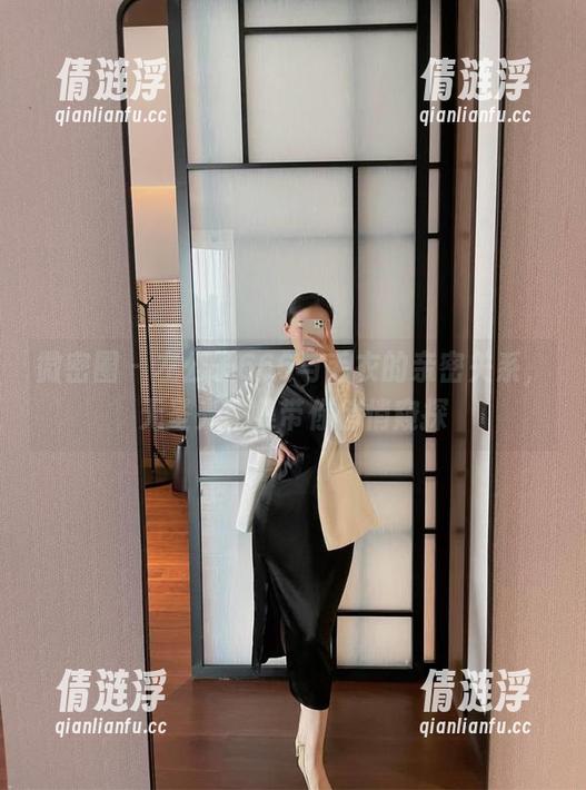 微密圈 - 左公子666与毛衣的亲密关系，无圣光图集带你悄悄窥探