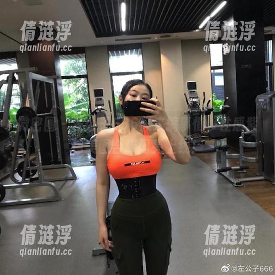 左公子666 微密圈 - 左公子666又来搞事情,性感紫色美图合辑闪亮上线!
