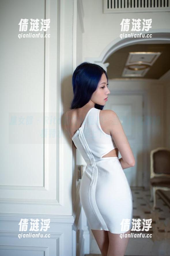 推女郎-Rita 推女郎 - Rita的肉丝私拍:当设计与独特模特水平不相上下时…。