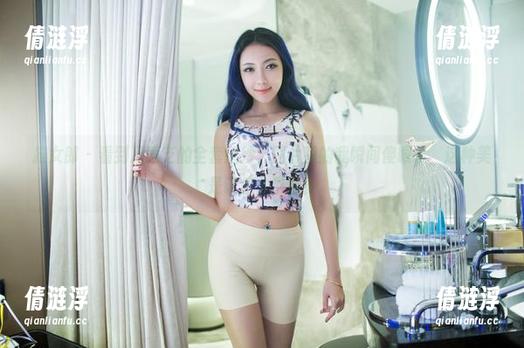 推女郎 - 看到冯雨芝的全套婚纱，图片里的我瞬间傻眼了，这种美是该怎么形容？