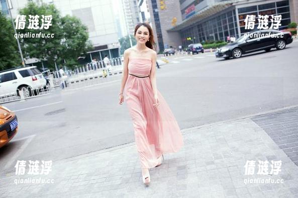 推女郎 - 曾水又更新丝袜作品集，腿部线条简直让人晕头转向，不想走开呢。