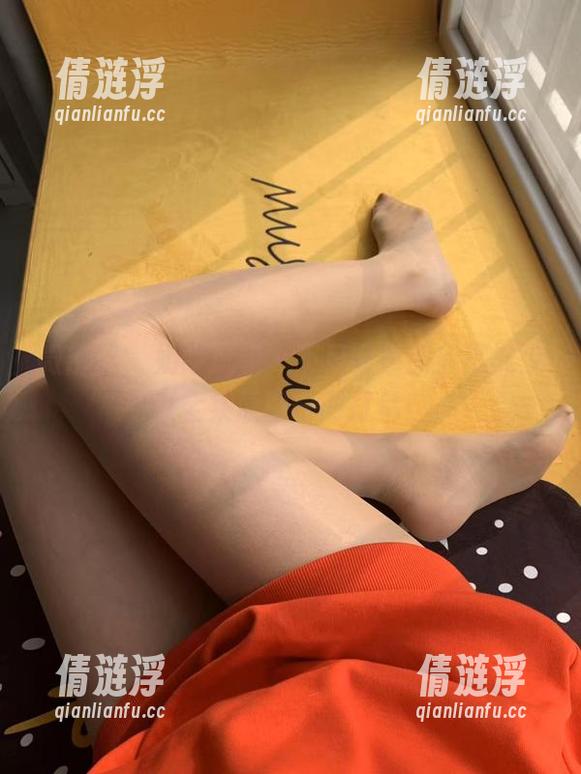 微密圈 - 奶牛风暴，不只在草原！提袜少女全集原图一网打尽！