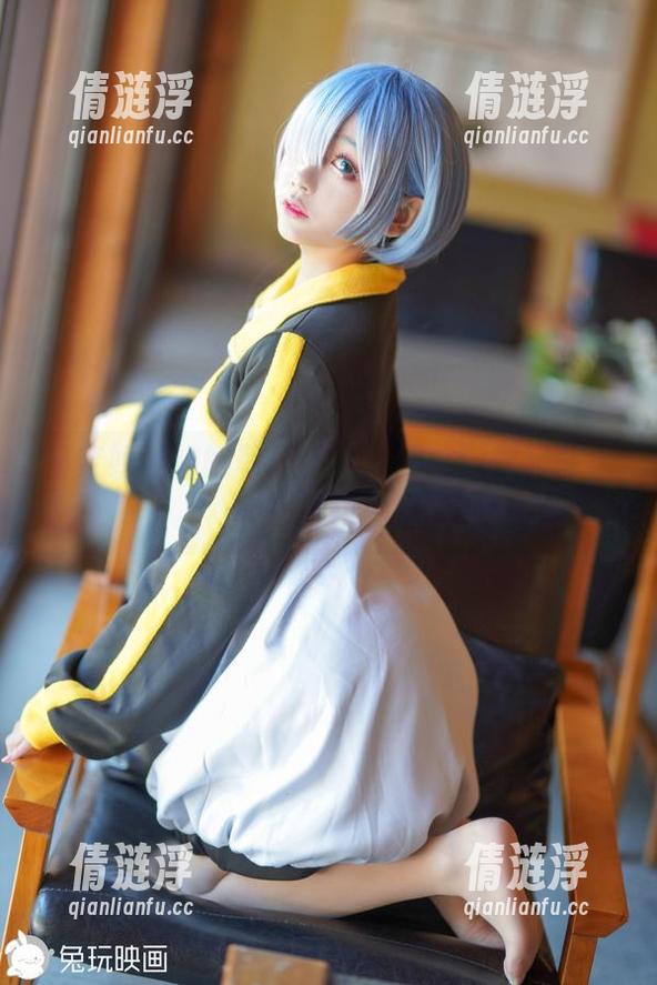日奈娇 日奈娇学姐的写真,让人不自觉想起那年的青涩日子。