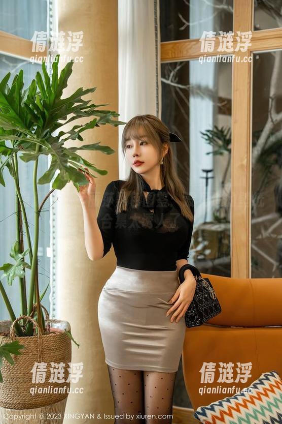 星颜社 - 李丽莎黑色图鉴：没见过的壁纸合集太诱人了