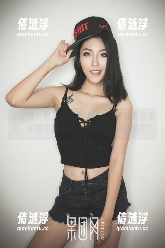 果团网-黄歆苑 果团网 - 穿丝袜的黄歆苑在高清镜头里发光,套图里的每个姿势都好像在召唤你!