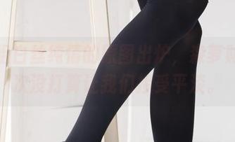 又一组白丝纯情的原图出炉，森萝财团这次没打算让我们接受平淡。