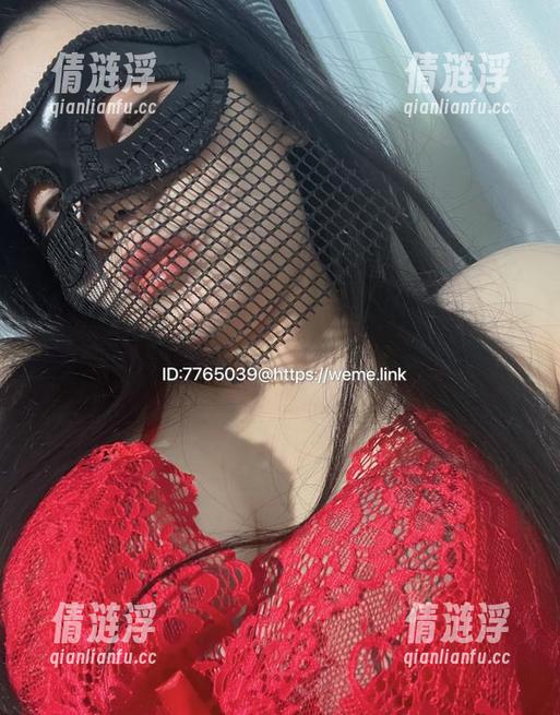微密圈 - 楚楚不吃鱼最新夏日图集，图文并茂，让你清凉一整年！