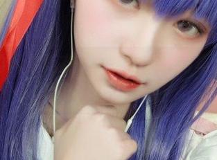 泳池的风景其实是沧霁桔梗，写真集和资源好得让人窒息！