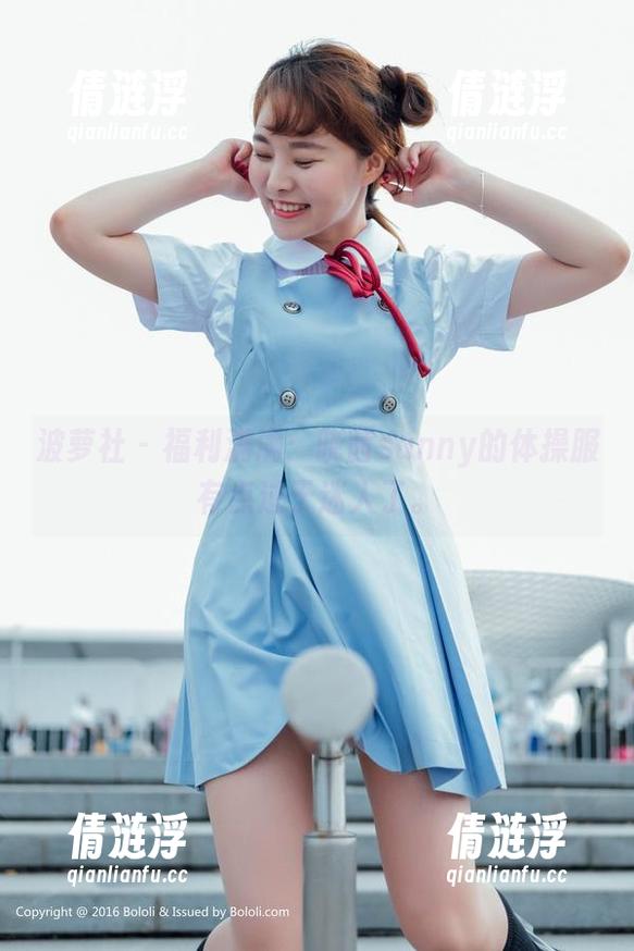 波萝社 - 福利满满：晓茜sunny的体操服有点过于迷人了。