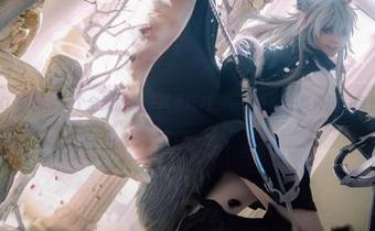 渊秧＆FGO-贞德，一个全新的美图精选旅程，像是在翻一页漫画，意外的惊喜呢。