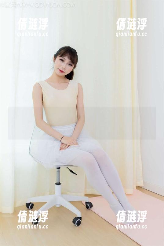 物恋传媒-婷婷 物恋传媒 - 当婷婷游泳,图库精选不停颤动,你是准备好了吗?