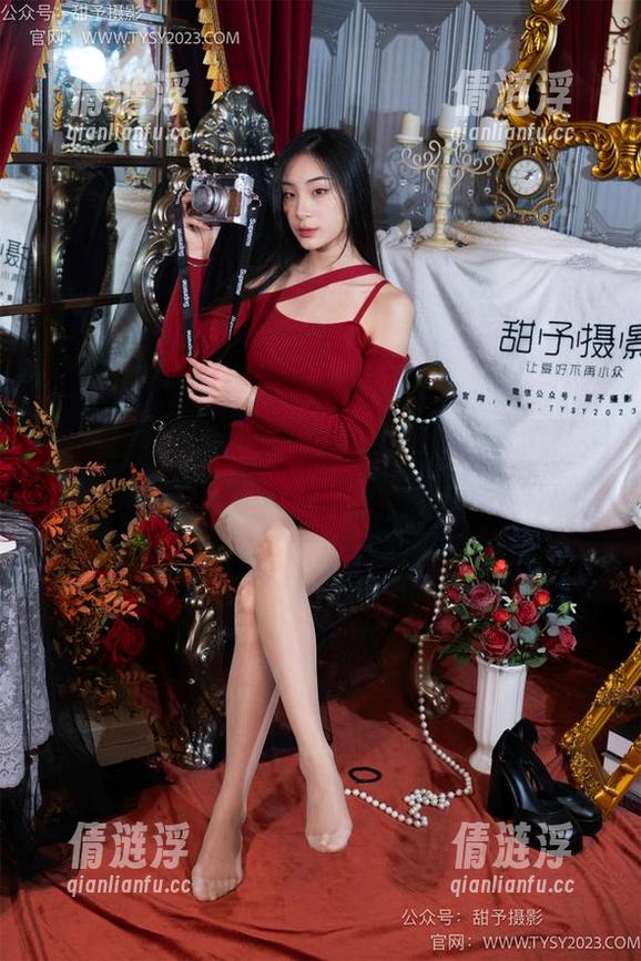 甜予摄影 - 璇璇最新图册上线，裸足或许是她的超级武器？