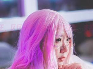 甜糖大魔王，区区一件礼服也能撩到我，来瞧瞧这组美图！