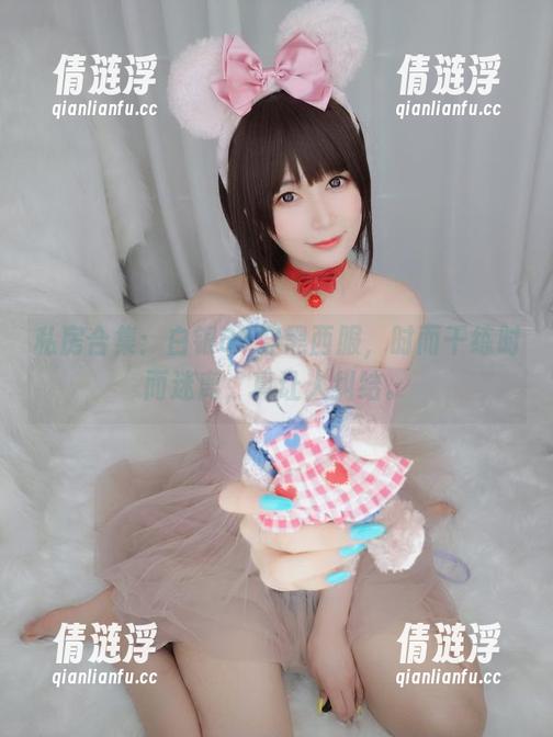 白银81 私房合集:白银81穿黑西服,时而干练时而迷离,真让人纠结。