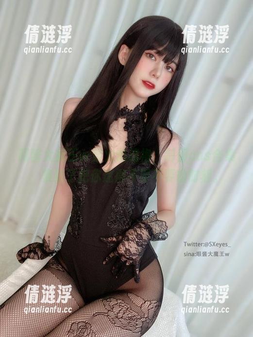 眼酱大魔王w穿火焰战袍，制服cos合集，集结了把你迷得不要不要的时刻。