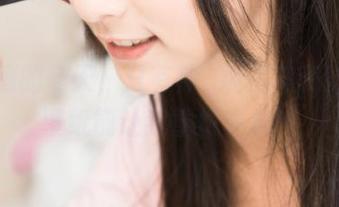 湿漉漉的冬天，只有神楽坂真冬和妹妹的壁纸能让我重燃生机！