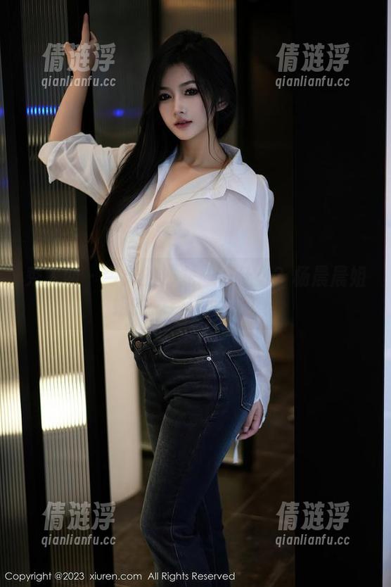 秀人网 - 今天的沙龙——什么？杨晨晨姐姐的免费照片来了！